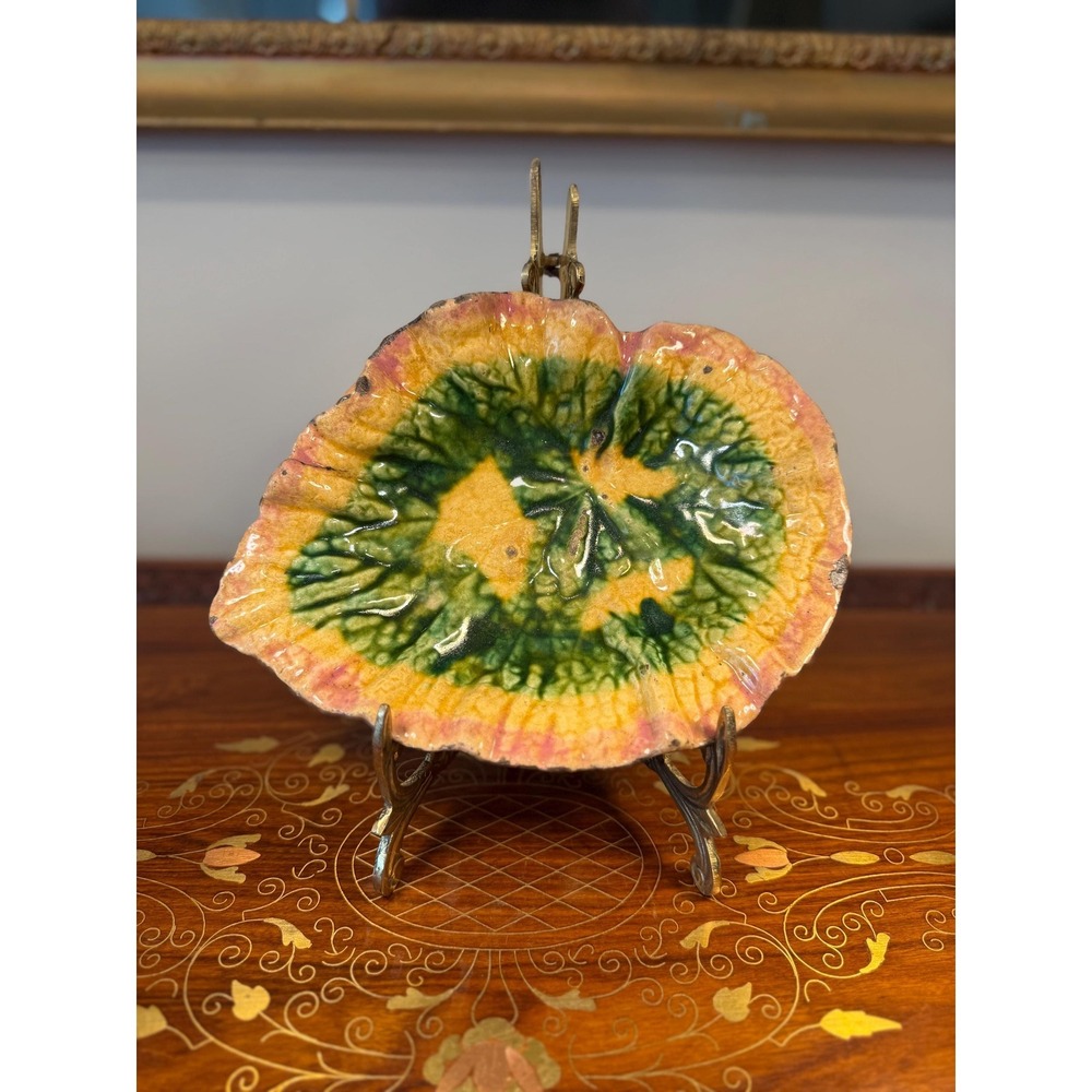 Antique Etruscan Majolica Begonia Leaf Dish • Griffin Smith Hill • Victorian Era
